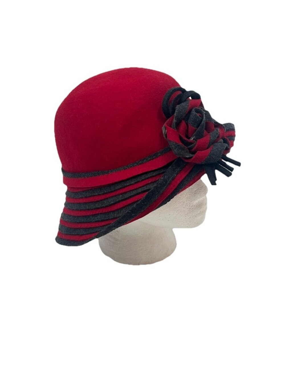 Vtg Memar Red Black Wool Hat Made in Italy Cloche Floral Accent Statement Hat